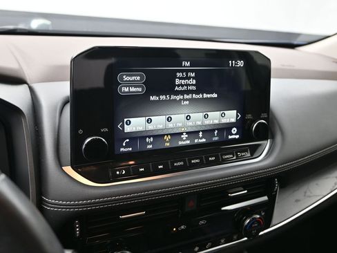 Used 2021 Nissan Rogue Platinum image 20