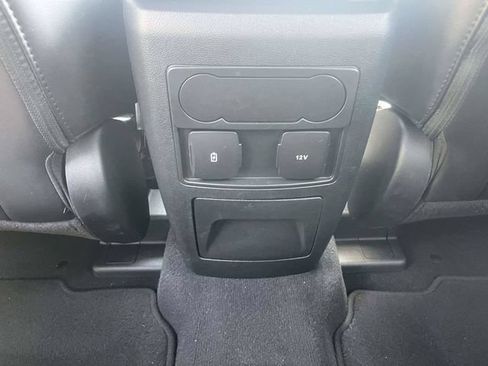 Used 2023 Ford Explorer XLT w/ Equipment Group 202A RWD image 16