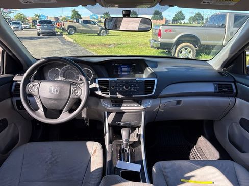 Used 2014 Honda Accord LX image 17