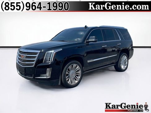 Used 2016 Cadillac Escalade Platinum RWD image 1