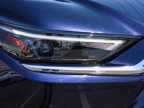 Used 2024 Toyota Grand Highlander AWD image 4