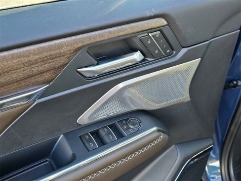 New 2026 GMC Acadia Denali Ultimate image 12