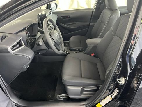 Used 2024 Toyota Corolla LE AWD/4WD image 3