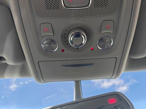 Used 2015 Audi A4 2.0T Premium Plus w/ Technology Package image 21