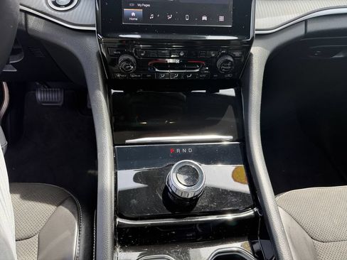 Used 2023 Jeep Grand Cherokee L Laredo AWD/4WD image 9