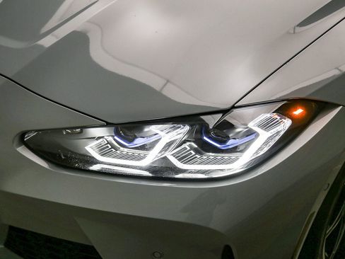 Used 2023 BMW M4 xDrive Competition AWD/4WD image 8