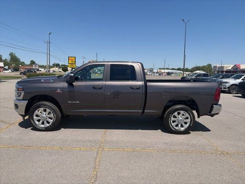New 2026 RAM 2500 Big Horn AWD/4WD image 3