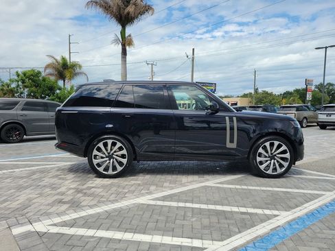 New 2026 Land Rover Range Rover SE AWD/4WD image 6