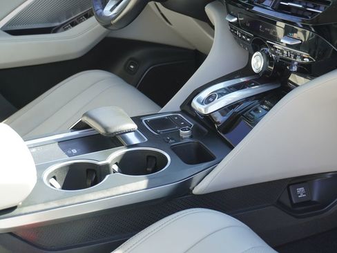 Used 2022 Acura MDX FWD w/ Technology Package image 16