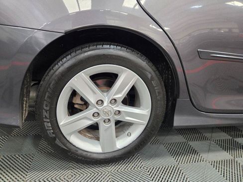 Used 2014 Toyota Camry SE FWD image 77