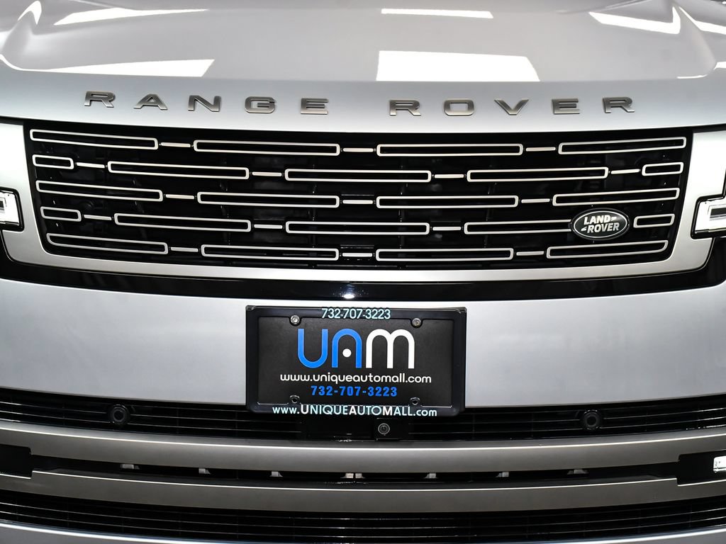 Used 2024 Land Rover Range Rover Long Wheelbase SE AWD/4WD image 91
