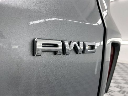 Used 2024 Ford Escape ST-Line w/ Tech Pack #1 AWD/4WD image 8