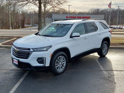Used 2023 Chevrolet Traverse LT image 7