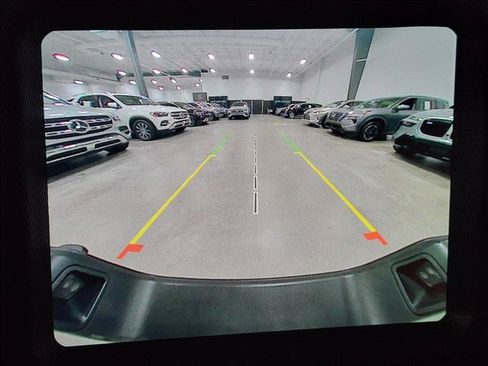 Used 2022 Jeep Gladiator Sport AWD/4WD image 14