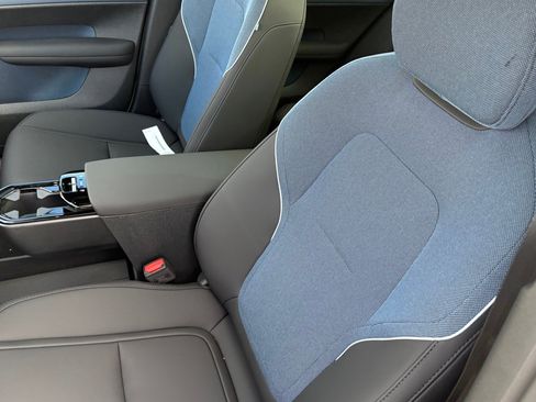 New 2026 Volvo EX30 Plus image 17