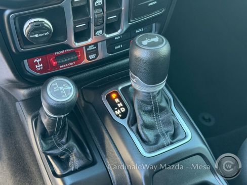 Used 2024 Jeep Wrangler Unlimited Rubicon 4xe w/ Technology Group image 26