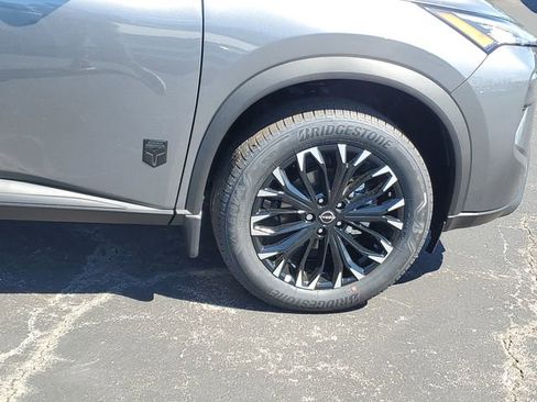 New 2026 Nissan Rogue SV AWD/4WD image 9