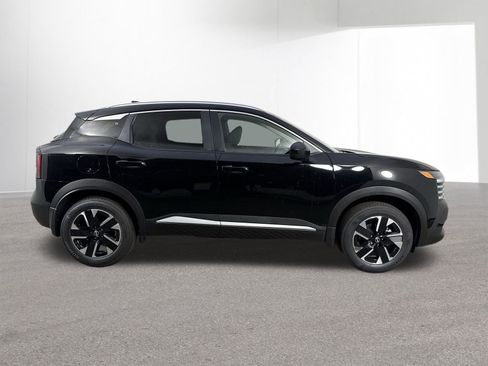 New 2025 Nissan Kicks SV w/ SV Premium Package image 37