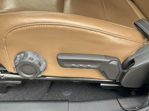 Used 2021 Jeep Gladiator Overland w/ Popular Equipment Package image 32