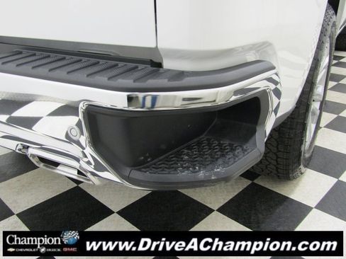 Certified 2025 Chevrolet Silverado 1500 LTZ image 16