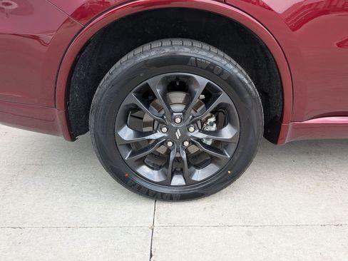 Used 2023 Dodge Durango GT AWD/4WD image 13