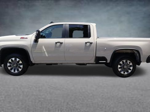 Used 2026 Chevrolet Silverado 2500 Custom w/ Custom Value Package AWD/4WD image 4