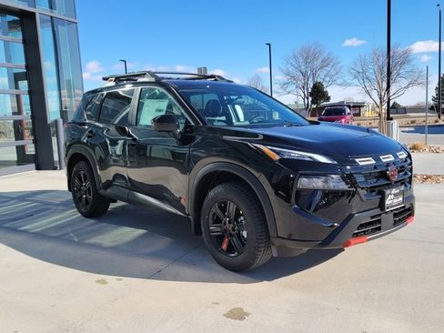 New 2026 Nissan Rogue SV image 4