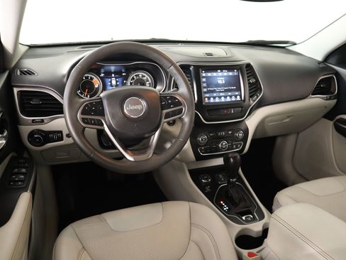 Used 2022 Jeep Cherokee Latitude Lux w/ Sun & Sound Group image 2