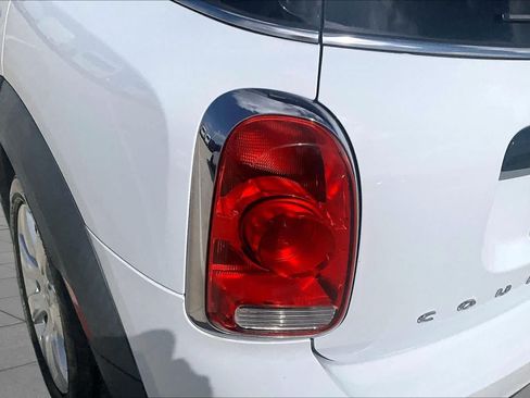 Used 2018 MINI Cooper Countryman FWD image 27