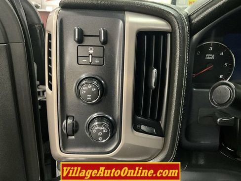 Used 2016 GMC Sierra 1500 Denali w/ Denali Ultimate Package AWD/4WD image 19