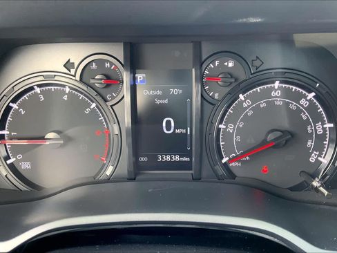 Used 2023 Toyota 4Runner SR5 Premium image 24