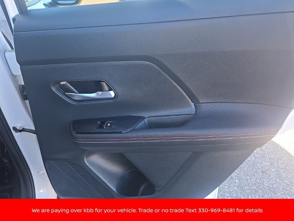 Certified 2025 Nissan Kicks SR AWD/4WD image 23
