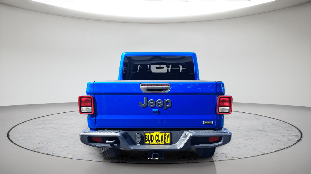 Used 2020 Jeep Gladiator Overland AWD/4WD image 6