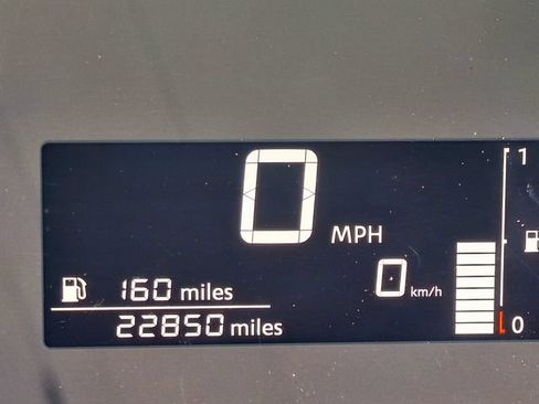 Certified 2025 Nissan Kicks SV w/ Charging Package FWD image 17