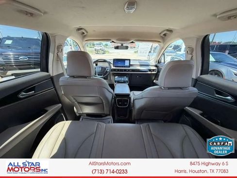 Used 2021 Lincoln Nautilus FWD w/ Equipment Group 101A image 17