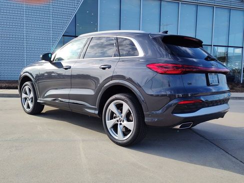 Certified 2025 Audi Q5 2.0T Premium Plus w/ Premium Plus image 6