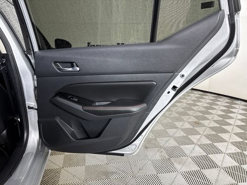Used 2023 Nissan Altima 2.5 SR w/ SR Premium Package FWD image 28