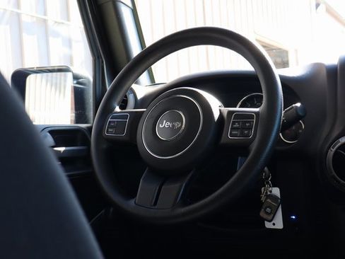 Used 2016 Jeep Wrangler Sport image 37