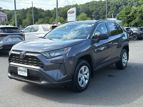 Certified 2019 Toyota RAV4 LE AWD/4WD image 3