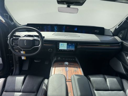 New 2026 Lincoln Navigator Black Label AWD/4WD image 13