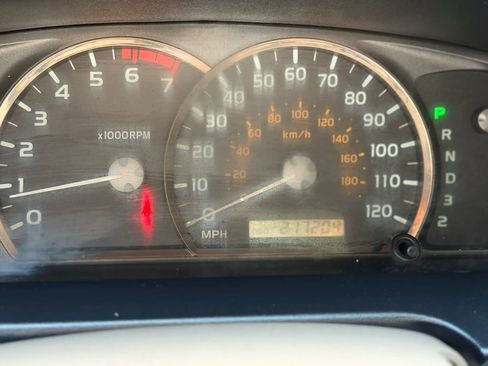 Used 2007 Toyota Sequoia SR5 RWD image 27