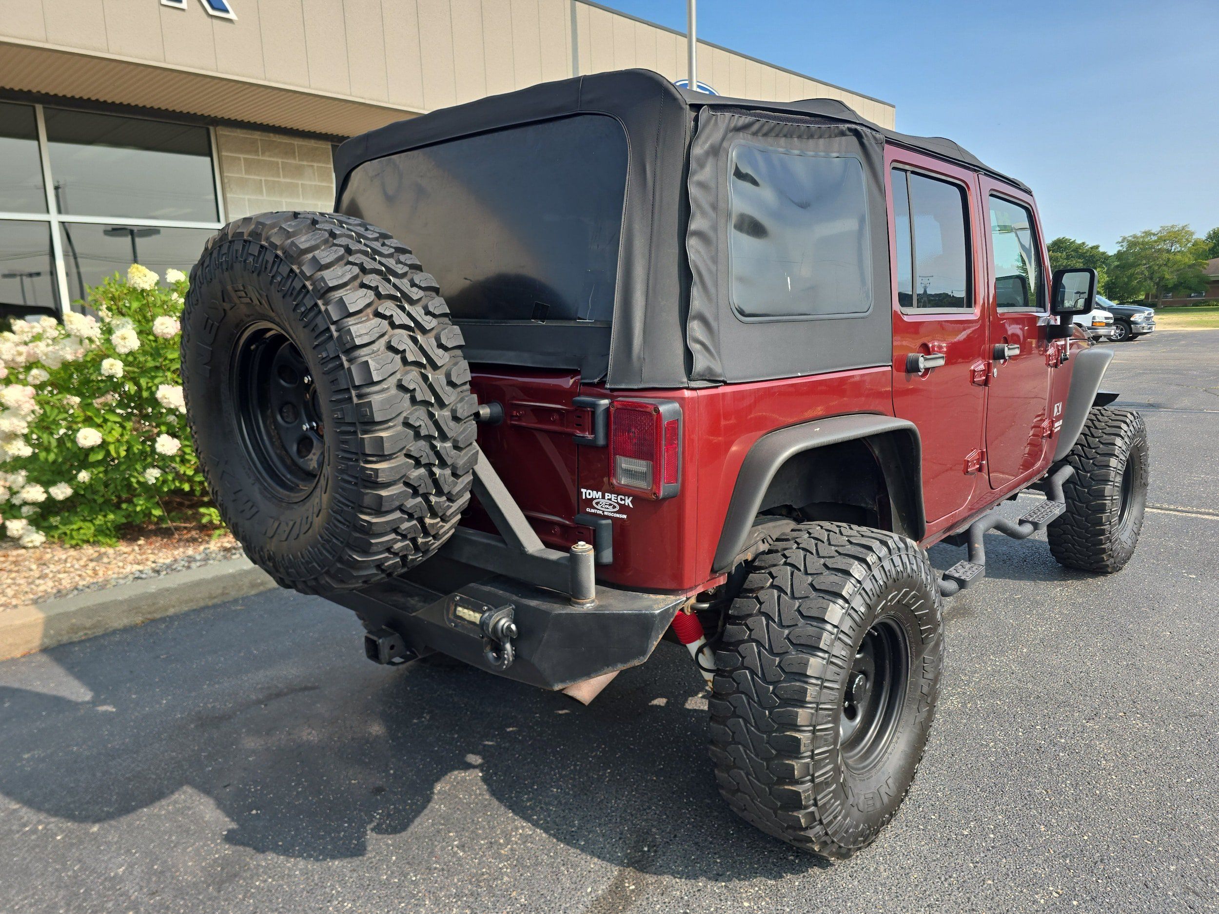 Used 2008 Jeep Wrangler Unlimited X w/ Trailer Tow Group AWD/4WD image 2