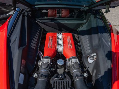 Used 2010 Ferrari 458 Italia Coupe RWD image 25