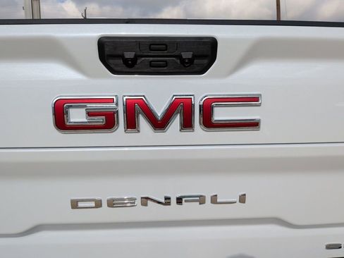 New 2026 GMC Sierra 2500 Denali w/ Denali Reserve Package image 45