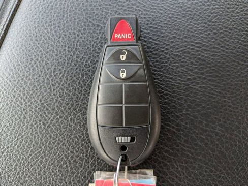 Used 2024 RAM 1500 Classic SLT image 27