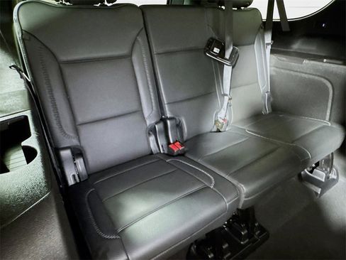 Used 2023 GMC Yukon XL Denali image 28