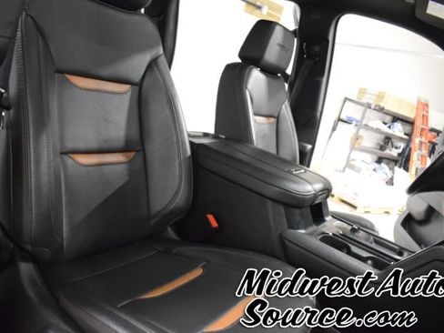 Used 2024 GMC Sierra 3500 AT4 w/ AT4 Premium Plus Package AWD/4WD image 32