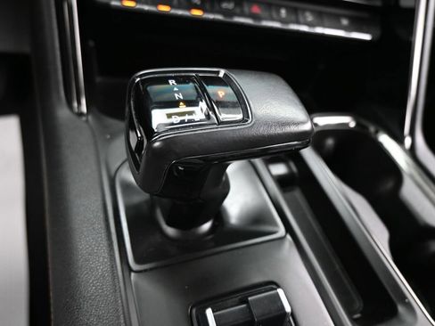 Used 2022 GMC Sierra 1500 AT4 w/ AT4 Premium Package AWD/4WD image 24