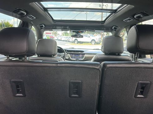 Used 2020 Cadillac XT6 Premium Luxury FWD image 21