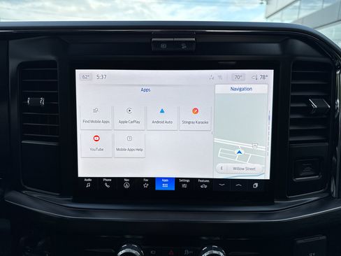 New 2026 Ford F250 Lariat w/ Black Appearance Package image 13